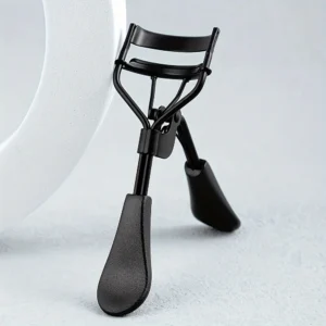 Eyelash curler